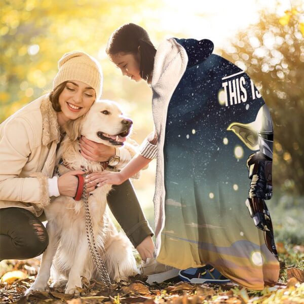 Gearhuman 3D The Yodalorian Custom Hooded Blanket CW091210 Hooded Blanket 